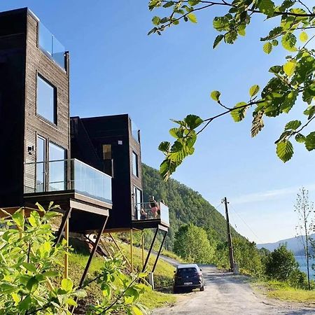 Mikrohyttene I Akrafjorden Etnesjoen Exterior foto